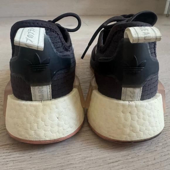 Adidas NMD_R1 J Night Brown men’s size 5 - Picture 5 of 7